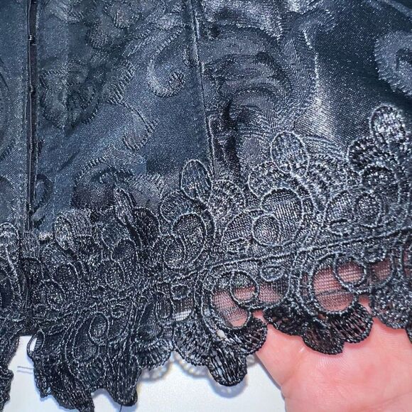 Black Satin Halter Boned Corset with Hook Clasps and Lace Tie (no size listed) P - Picture 3 of 9